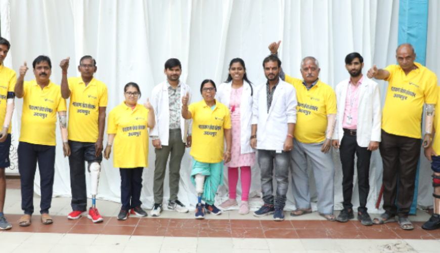 Narayan Seva Sansthan Netherlands providing artificial limbs for mobility